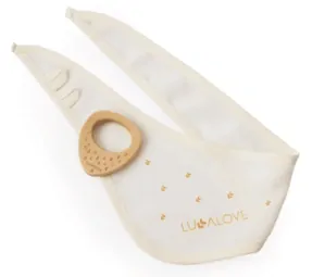 Lullalove Hryzátko drevené s šatkou - Jahoda