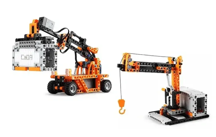 Stavebnica Technic - Nákladné stroje - 10 modelov, 634 ks