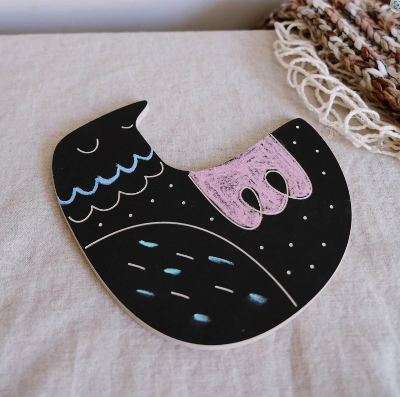 Drevené kuriatko - hračka a tabuľka 2v1