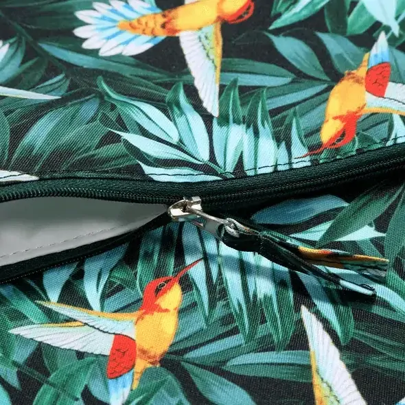 La Millolu nepremokavá cestovná kozmetická taška XL - Colibri