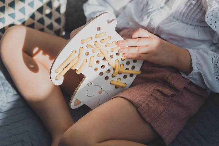 Drevená prevliekacia hračka - Mačka