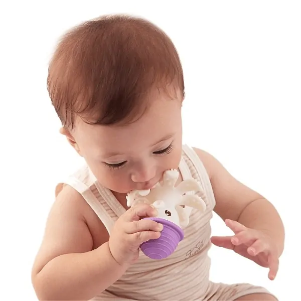 Hryzátko a hračka Mömbella Chobotnice - Lilac