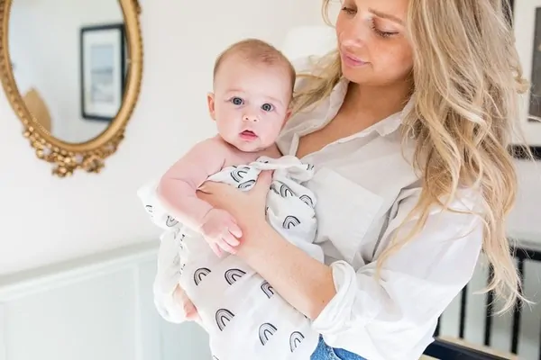 Bambusovo - mušelínová zavinovačka / plienka Lulujo - Vintage flower 120 x 120 cm