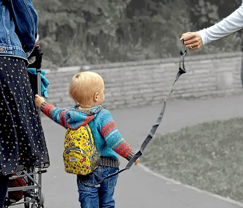 Detský batoh Hugger Totty Tripper S - Cupcakes